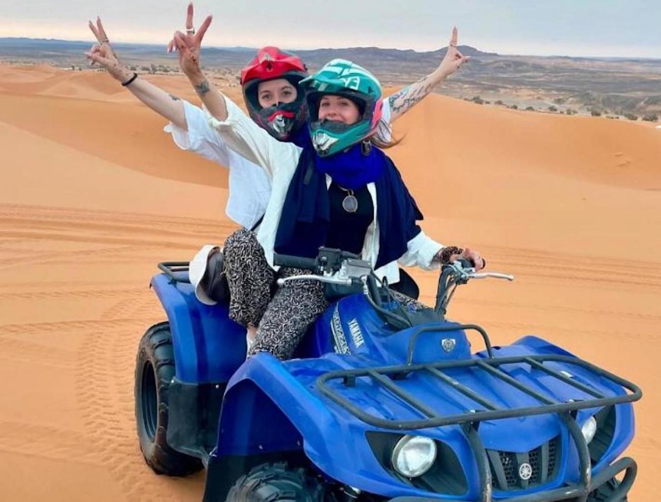 ホテル Toop Luxury Camp メルズーガ エクステリア 写真
