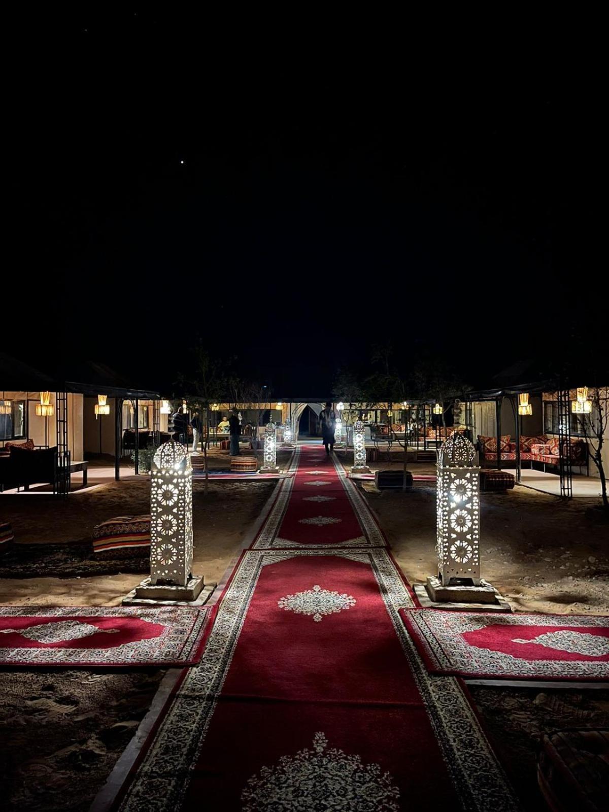ホテル Toop Luxury Camp メルズーガ エクステリア 写真