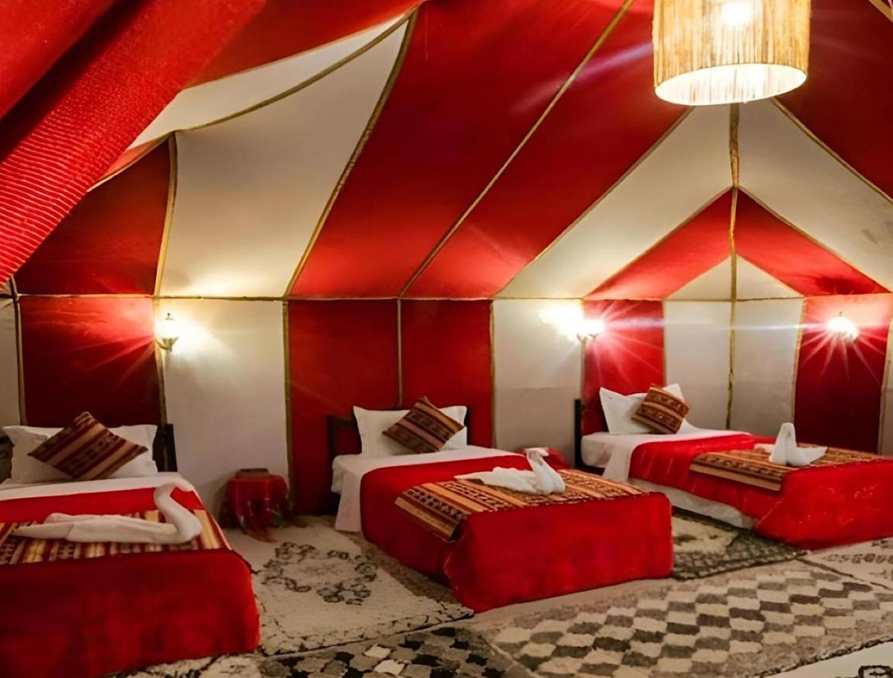 ホテル Toop Luxury Camp メルズーガ エクステリア 写真