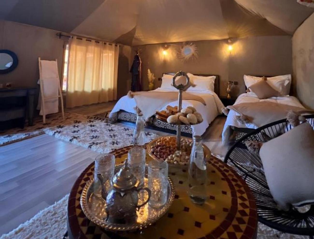 ホテル Toop Luxury Camp メルズーガ エクステリア 写真